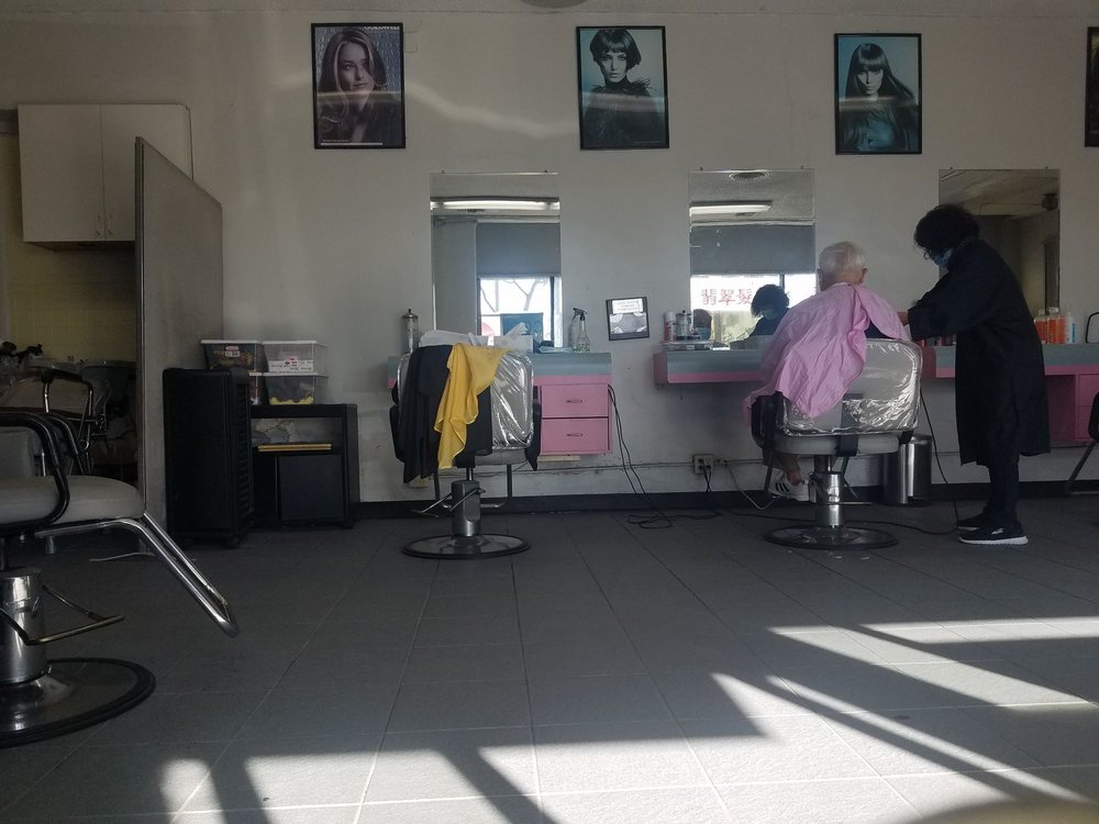 7 Day Beauty Salon Photos