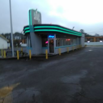 The Diner on Abercorn - American Near Me - Vernonburg, Georgia
