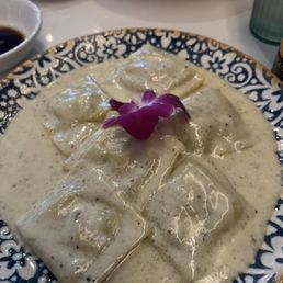 Ravioli Porcini E Crema Di Tartufo