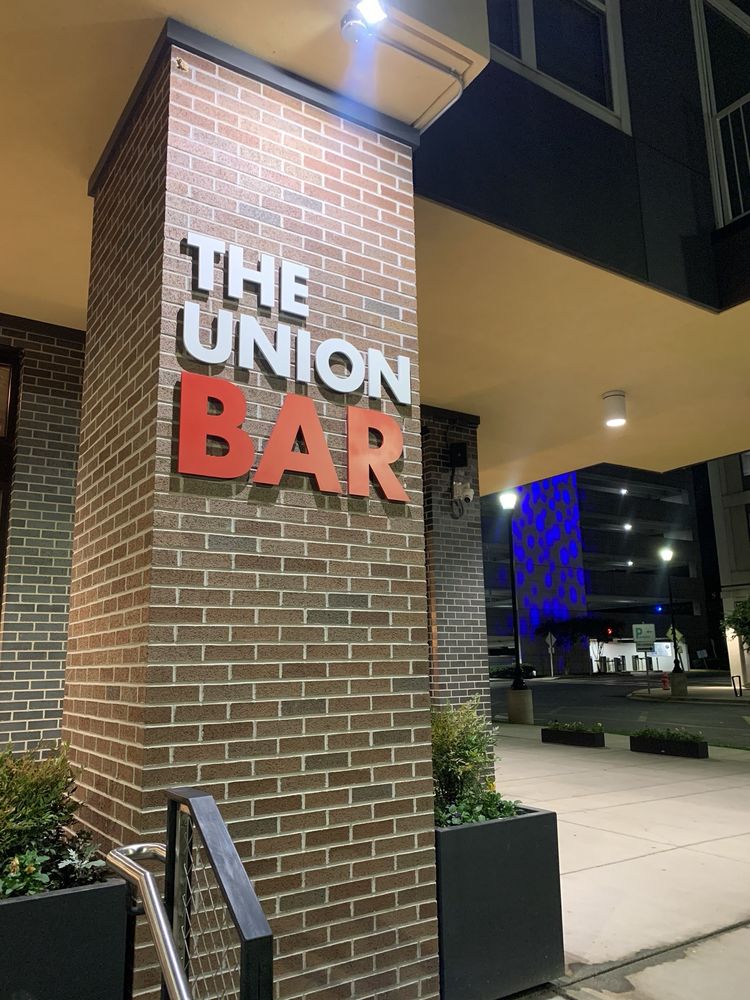 The Union Bar and Grill, Hyattsville Roadtrippers