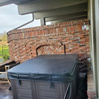 Harvest Inn - Hot Tub  on your patio . Room 203 - Hotels Near Me - St Helena, California
