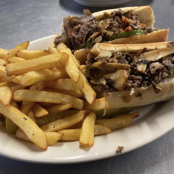 Two Loons Cafe - Steak bomb - Breakfast & Brunch Near Me - Wakefield, New Hampshire