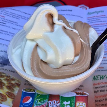 Blades Pizza - FREE ICE CREAM! Possibly an extra half star just for that. #UpCloseSavor XP - Pizza Near Me - Ashville, Ohio Blades Pizza - FREE ICE CREAM! Possibly an extra half star just for that. #UpCloseSavor XP - Pizza Near Me - Ashville, Ohio