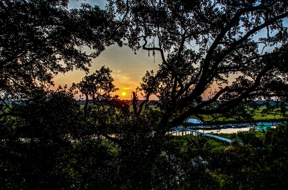 CHARLES LASSERRE REAL ESTATE Updated October 2024 910 S 8th St