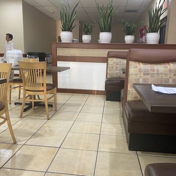 Pho Mai - Cleaned tables and chairs - Vietnamese Near Me - Chandler, Arizona Pho Mai - Cleaned tables and chairs - Vietnamese Near Me - Chandler, Arizona