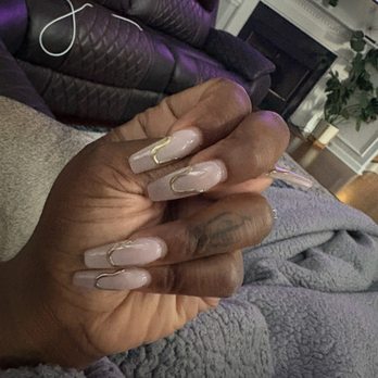 Queen Nails & Spa - Done by Julie. Super pretty set I got for a wedding I was attending - Nail Salons Near Me - Cary, North Carolina