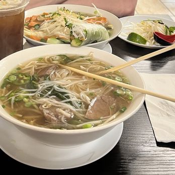 Simply Pho And Grill - Vegetable Pho, Brisket Pho, Spring Rolls & Peach Black Tea. - Vietnamese Near Me - The Woodlands, Texas Simply Pho And Grill - Vegetable Pho, Brisket Pho, Spring Rolls & Peach Black Tea. - Vietnamese Near Me - The Woodlands, Texas