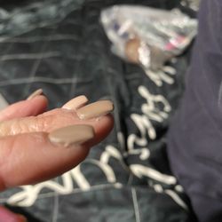 Luxury Nails - Crap service