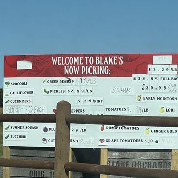 Blake's Orchard & Cider Mill - Fruits & Veggies Near Me - Armada, Michigan Blake's Orchard & Cider Mill - Fruits & Veggies Near Me - Armada, Michigan