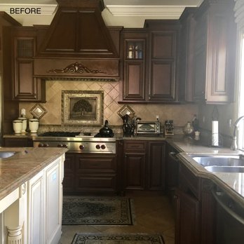 Austin Design - Kitchen Before Catherine - Interior Design Near Me