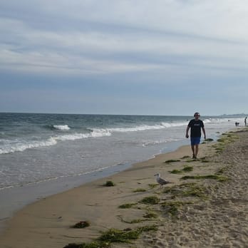 Misquamicut Beach - 6:30pm quiet here - Beaches Near Me - Westerly, Rhode Island Misquamicut Beach - 6:30pm quiet here - Beaches Near Me - Westerly, Rhode Island