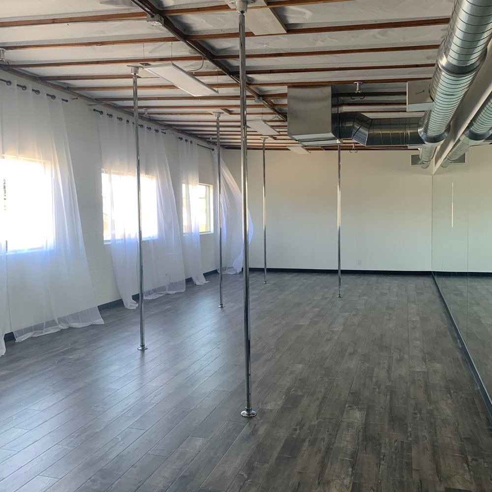 Beautifully lit pole dance studio in Culver City Beautifully lit pole dance studio in Culver City