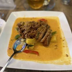 Jasmine Thai Kitchen - Crispy Duck Curry