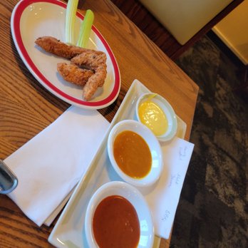 99 Restaurants - Wings - American Near Me - New Hartford, New York