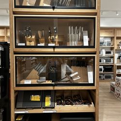 Crate & Barrel