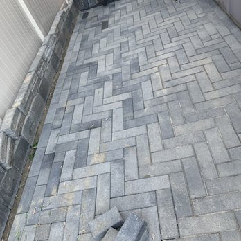 Makisi Construction - Finished paver project - Landscape Architects or Designers Near Me Makisi Construction - Finished paver project - Landscape Architects or Designers Near Me