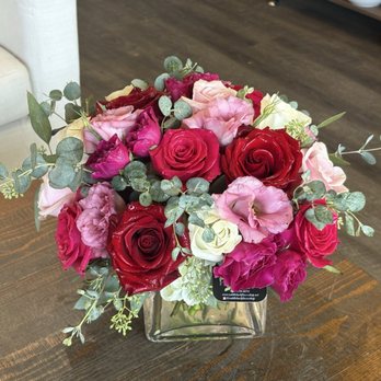 Saddleback Flower Shop - Florists Near Me - Tustin, California Saddleback Flower Shop - Florists Near Me - Tustin, California