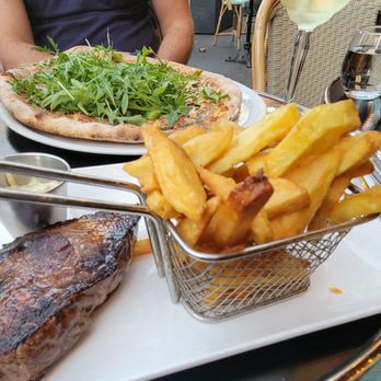 Café Botelli - Cafes Near Me - Paris, 75