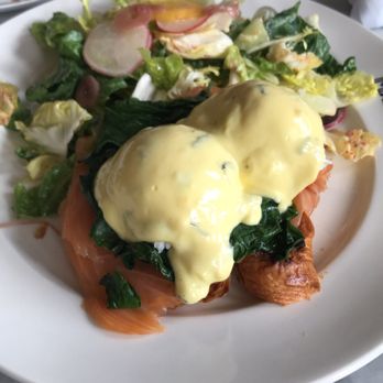 Maison Selby - Eggs Hemingway - French Near Me - Toronto, Ontario Maison Selby - Eggs Hemingway - French Near Me - Toronto, Ontario
