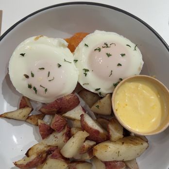 Bōm Dough - salmon royale benedict - Breakfast & Brunch Near Me - Cambridge, Massachusetts