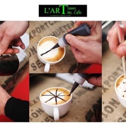 L'Artisanes Thés Cafés - Côté bar : préparation d'un café