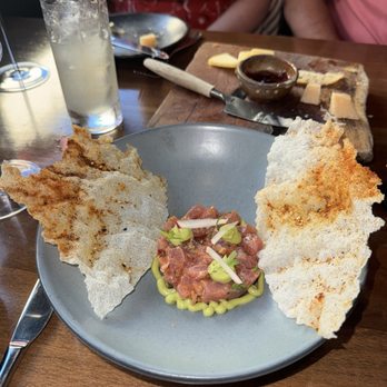 Compline Restaurant - Tuna Tartare - Wine Bars Near Me - Napa, California