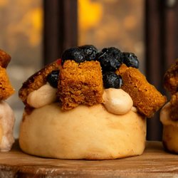 Cinnaholic