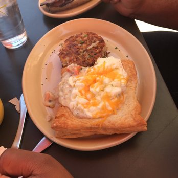 Snooze, an A.M. Eatery - Breakfast pot pie - Breakfast & Brunch Near Me - Gilbert, Arizona Snooze, an A.M. Eatery - Breakfast pot pie - Breakfast & Brunch Near Me - Gilbert, Arizona
