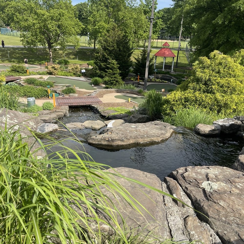 MINIATURE GOLF AT EISENHOWER PARK - Updated May 2025 - 41 Photos & 15  Reviews - 1899 Hempstead Tpke, East Meadow, New York - Mini Golf - Phone  Number - Yelp