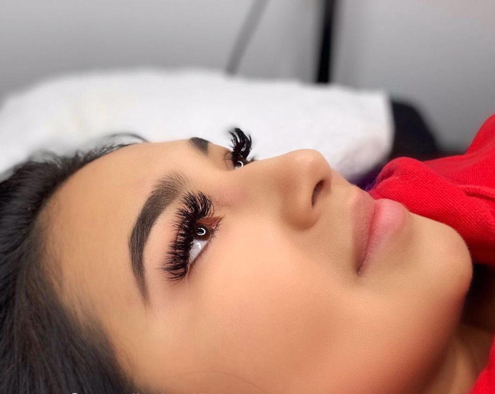 H Esthetics Lash Bar Logo