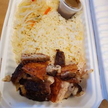 Kubo - Lechon kawali as a meal so with rice, atchara and bit of Mang Tomas sauce - Filipino Near Me - Portland, Oregon Kubo - Lechon kawali as a meal so with rice, atchara and bit of Mang Tomas sauce - Filipino Near Me - Portland, Oregon