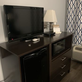 The Mainstay Inn - Room - Hotels Near Me - Phoenixville, Pennsylvania