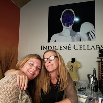 Indigené Cellars - Finishing off a day of wine tasting a a great spot downtown. - Wine Tasting Room Near Me - Paso Robles, California
