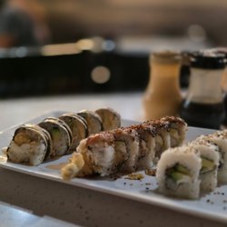 Tsunami Sushi