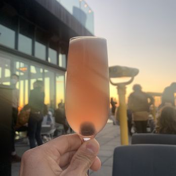 Westlight - North fork royale (sparkling rose, vodka, cranberry, lemon, grand marnier) - Tapas/Small Plates Near Me - Brooklyn, New York