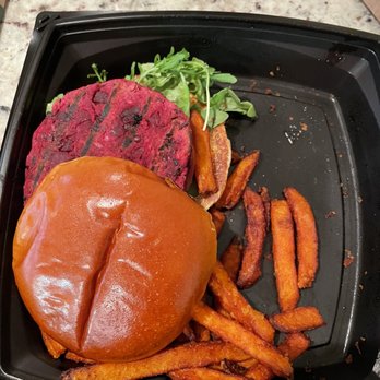 Eureka! - This was the serving of fries upon opening the bag. ‍ - American Near Me - Indian Wells, California