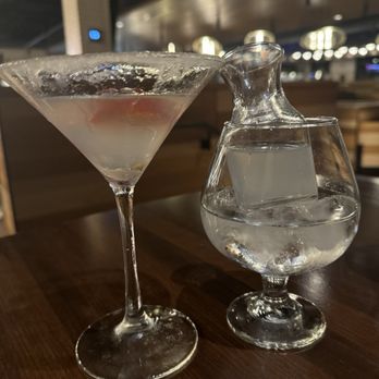 J. Alexander’s San Antonio La Cantera - Strawberry Lemon Drop - New American Near Me - San Antonio, Texas