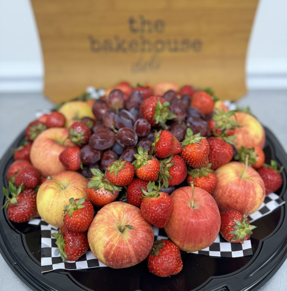 The Bakehouse Deli Logo