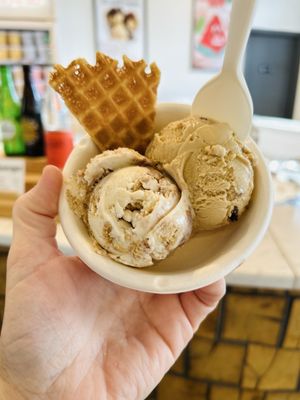 Jeni's Splendid Ice Creams by null