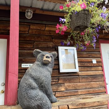Snake River Cabins & RV Village - Cute bears throughout the property - Campgrounds Near Me - Jackson, Wyoming
