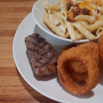 Applebee's Grill + Bar - My sorry excuse for a steak. More like a beef nugget. - American Near Me - Beaumont, California Applebee's Grill + Bar - My sorry excuse for a steak. More like a beef nugget. - American Near Me - Beaumont, California