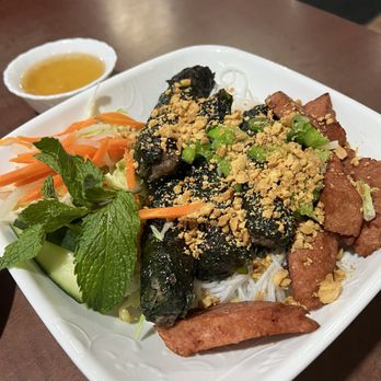 Pho Friendly 18 - Bun with Bo La Lop and Nem Nuong. - Vietnamese Near Me - Vaughan, Ontario