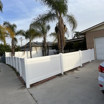P. A. Construction - vinil fence - Masonry/Concrete Near Me - Santa Ana, California