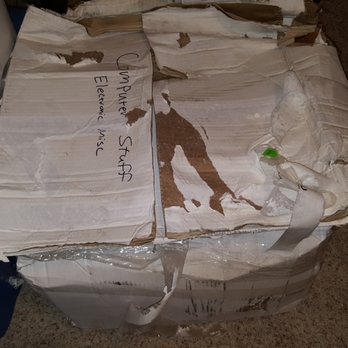 Rhino Relocation - These were brand new boxes purchased at The Container Store. I found mice droppings in most of my boxes. - Movers Near Me - Van Nuys, California Rhino Relocation - These were brand new boxes purchased at The Container Store. I found mice droppings in most of my boxes. - Movers Near Me - Van Nuys, California
