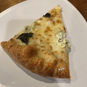 Brozinni Pizzeria - 34th street - Pizza Near Me - Nashville, Indiana Brozinni Pizzeria - 34th street - Pizza Near Me - Nashville, Indiana