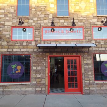 Bitters and Sweets - This is the storefront. Find us on Clay Street in Nocona Texas. - Cocktail Bars Near Me - Nocona, Texas