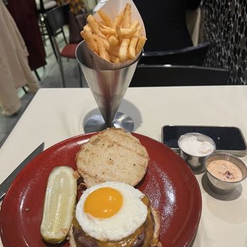 Labebe Prime - Wagyu burger - Mediterranean Near Me - North Brunswick, New Jersey