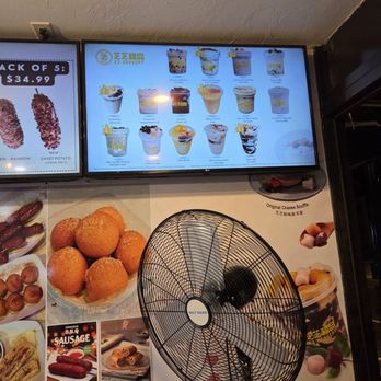 Mochinut & OneZo - Bubble Tea Near Me - Quincy, Massachusetts