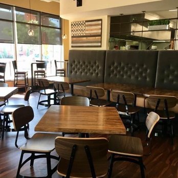 Eight Thirty Common - Gastropubs Near Me - Meridian, Idaho