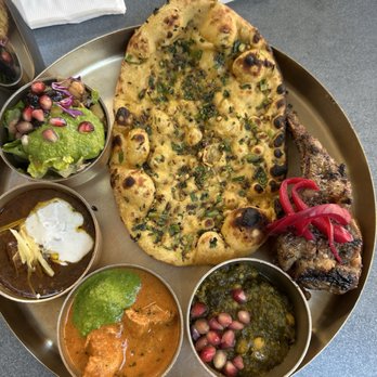 Pondicheri - I thinkkkk it was called the Texan sampler. I can't remember tho. I got a lamp chop and garlic naan - Indian Near Me - Houston, Texas Pondicheri - I thinkkkk it was called the Texan sampler. I can't remember tho. I got a lamp chop and garlic naan - Indian Near Me - Houston, Texas
